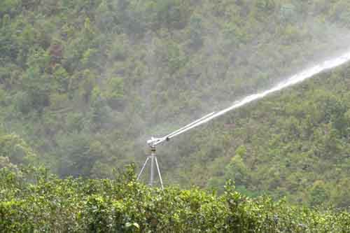 鎮(zhèn)康縣農(nóng)業(yè)綜合開發(fā)辦公室--茶-園移動(dòng)式噴灌系統(tǒng)安裝工程